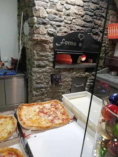 Ristorante-Pizzeria "Zum Goldenen Steig" photo 4